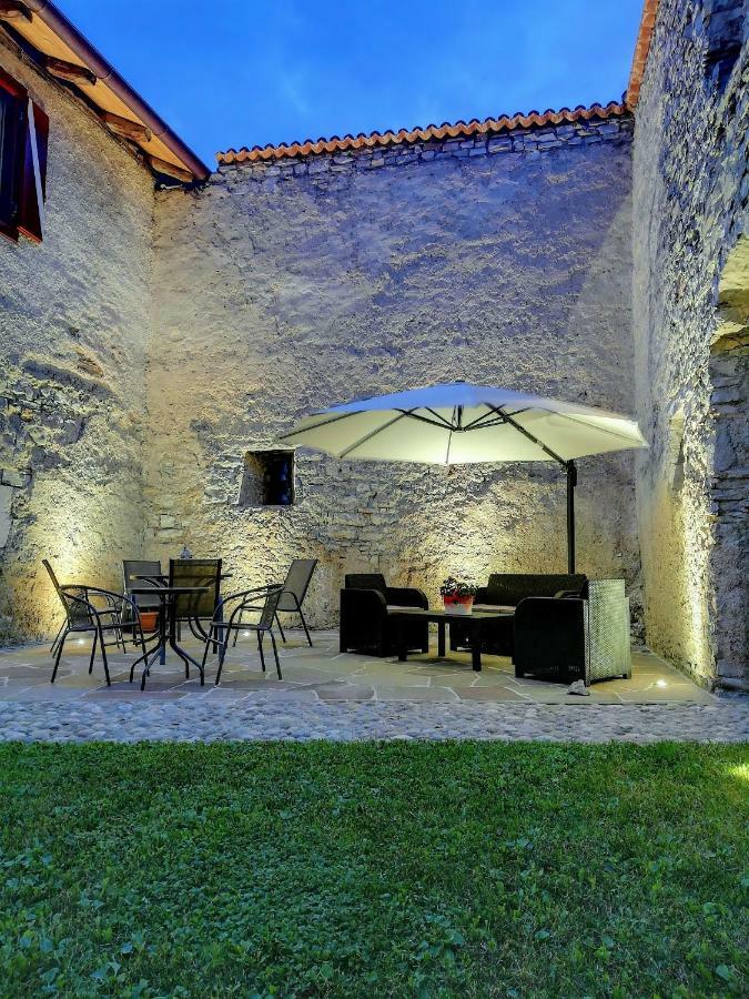 Agritur Ciastel Villa Sanzeno Exterior foto